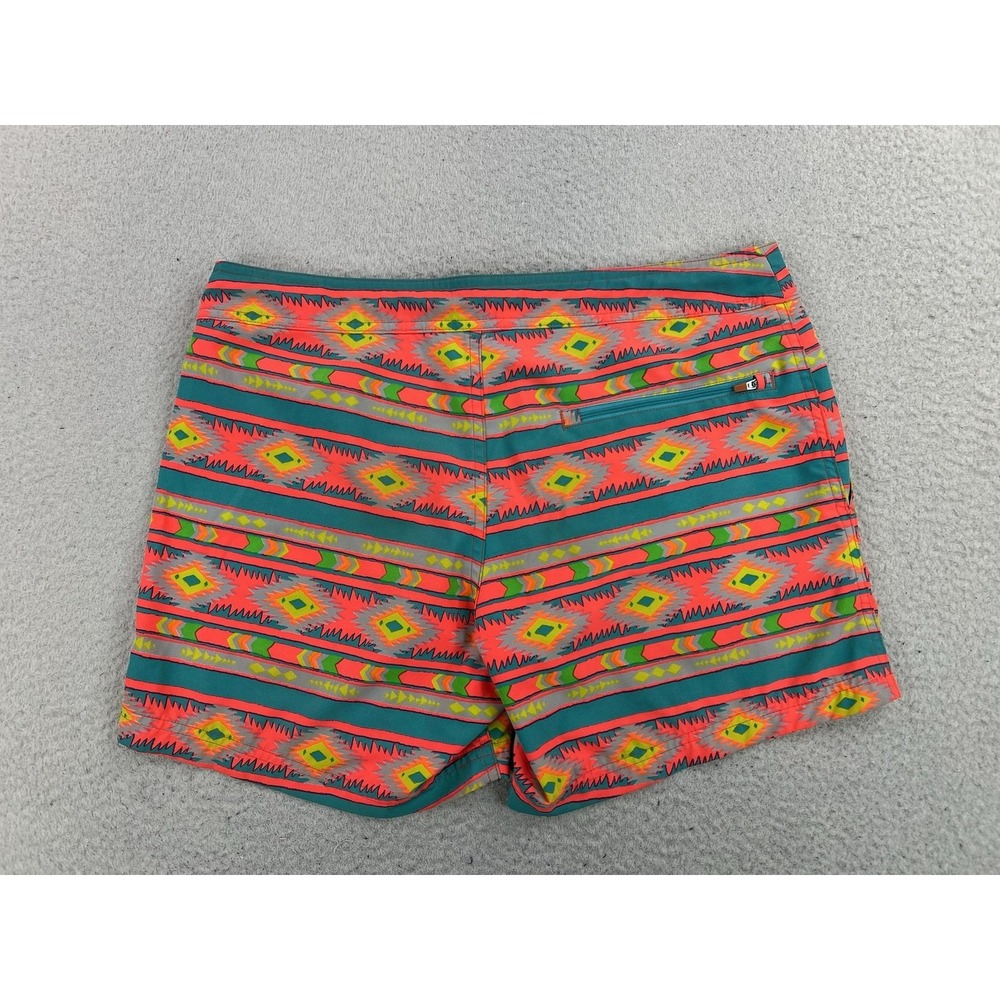 Chubbies Swim Trunks Mens Medium Multicolor Geometric Print Mesh Lined USA